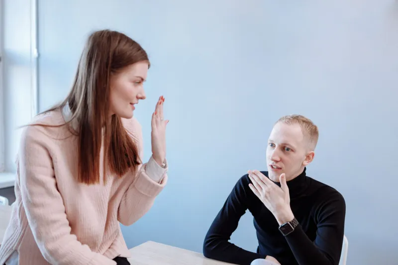 Reading the Room: The Unspoken Language Exceptional Companions Master